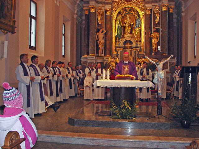 slika41.jpg - skupna sv. maša po smučanju v cerkvi sv. Ane v Cerknem